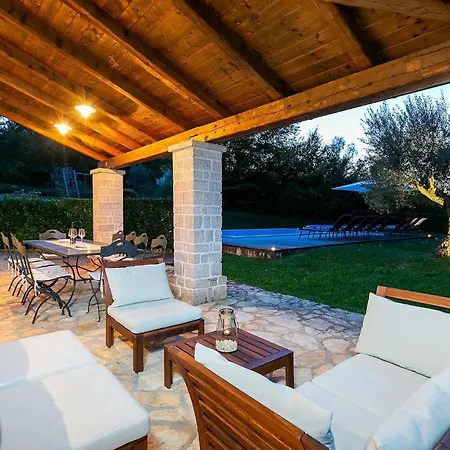 Casa Bella Semesterbostad Umag