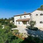 Casa Bella بيت للعطل *